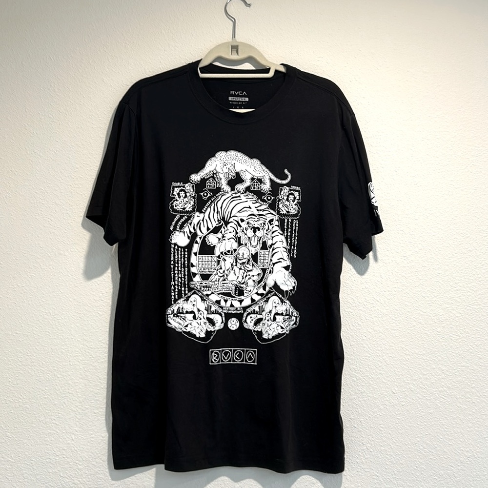 RVCA ⚪️🐅⚫️ Black w/White Graphic Print Tiger T-Shirt